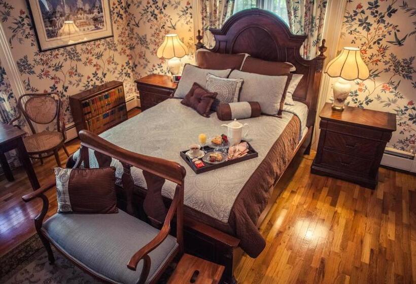 스탠다드 룸 킹사이즈 침대, Silver Heart Inn & Cottages
