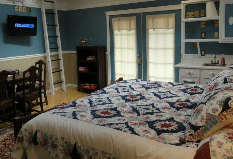 Стандартный Номер Кровать Кинг, Book Nook Inn