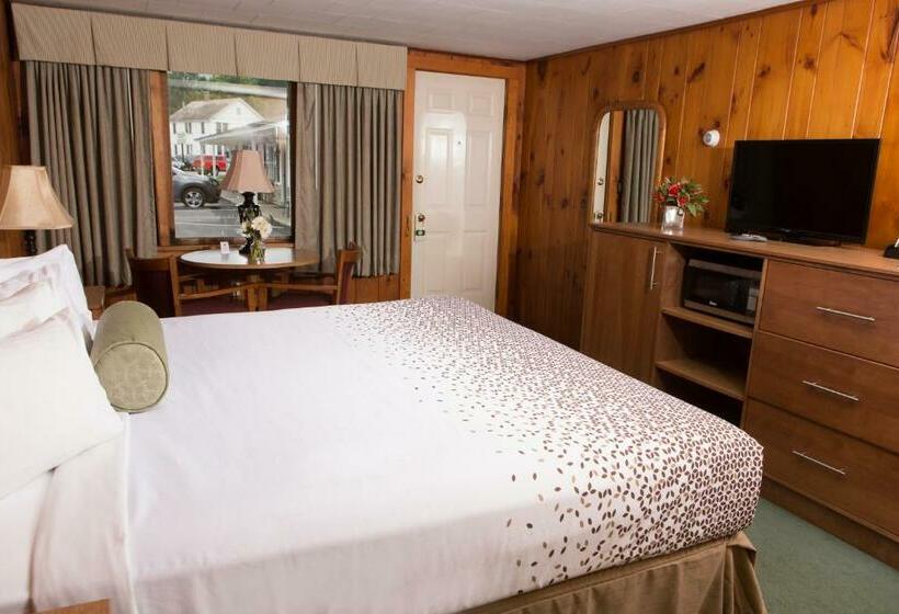 Номер Deluxe Кровать Кинг, Knotty Pine Motel