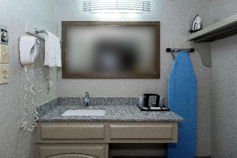 Номер Deluxe Кровать Кинг, Red Roof Inn Monroe