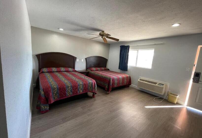 Номер Стандарт, Western Inn