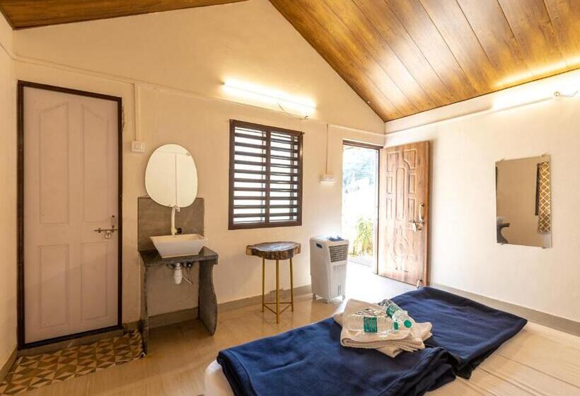 اتاق لوکس, Sunset Cafe Beach Stay