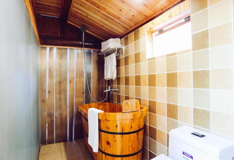 Люкс, Cabin 7 Inn