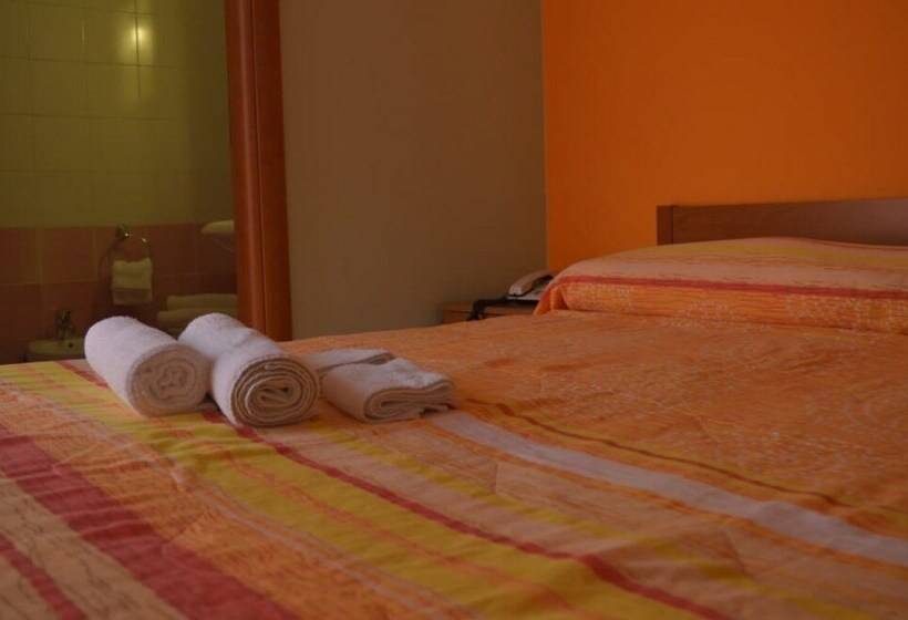 Номер Стандарт Трехместный, B&b Scalea Rooms