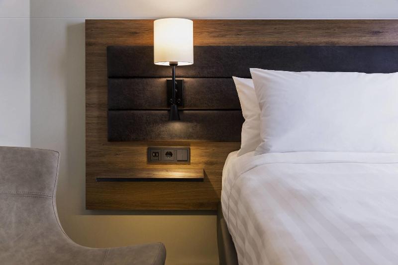 Номер Стандарт, Moxy Stuttgart Airport/messe