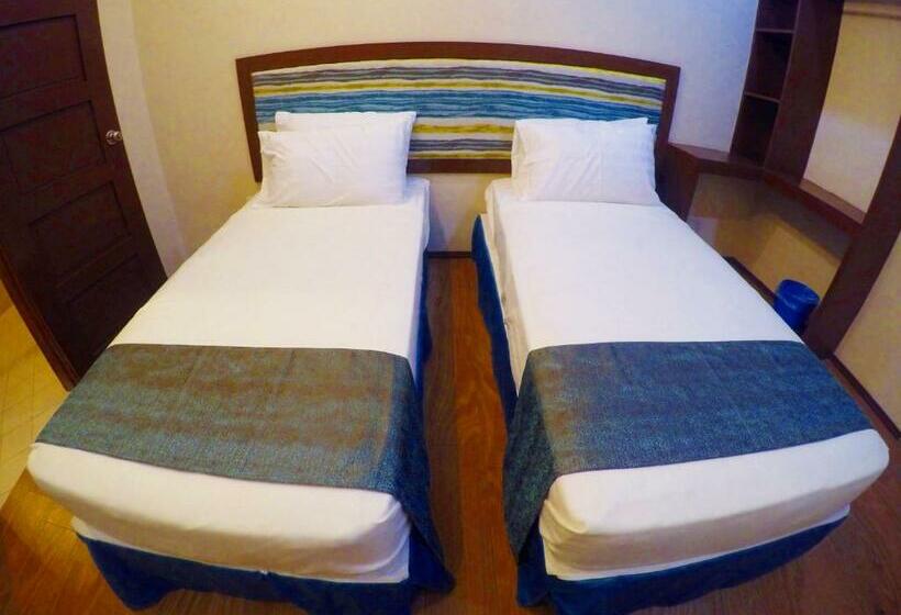 스탠다드 룸, Golden Gate Suites
