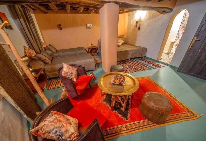 اتاق خانوادگی, Kasbah El Hajja