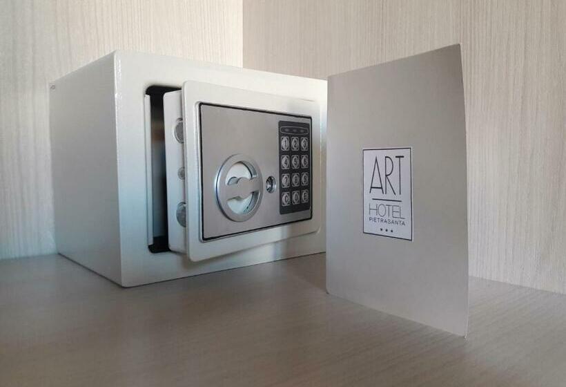 اتاق استاندارد, Art Hotel Pietrasanta