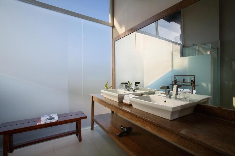 سوییت خانوادگی, The Crystal Luxury Bay Resort Nusa Dua