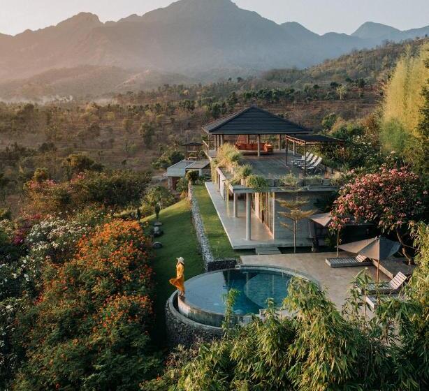 Вилла 2 Спальни Вид на Море, Sumberkima Hill Retreat