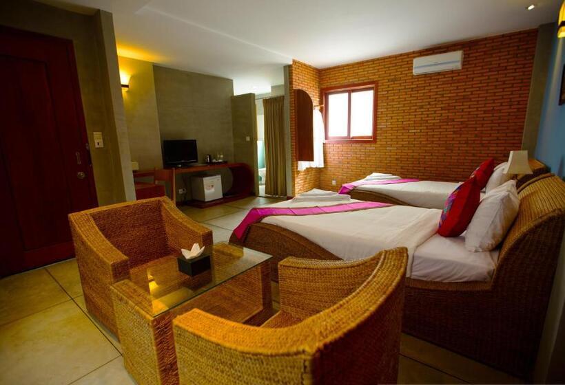 Номер Deluxe, Saravoan Royal Palace