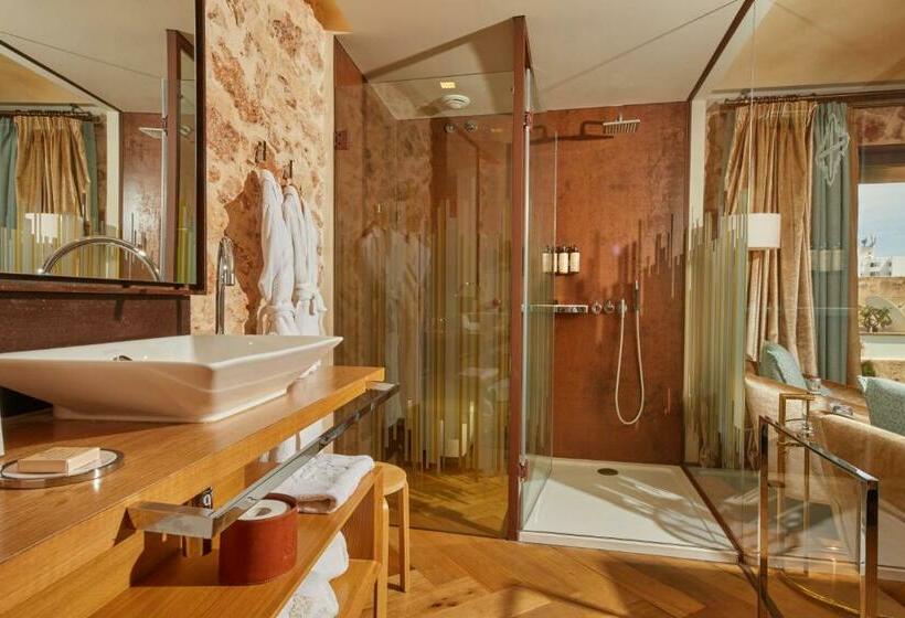 جناح جونيور ديلوكس, Sa Creu Nova Petit Palais Art & Spa