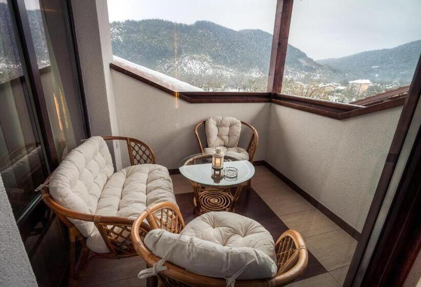 디럭스 스위트, Family Hotel Strannopriemnitza