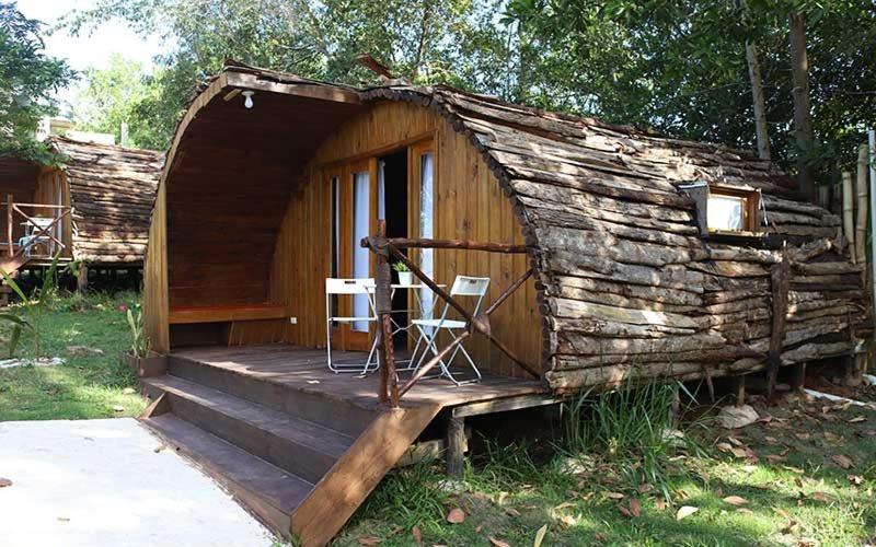 بانگلوی استاندارد, Helpa Eco Cabins