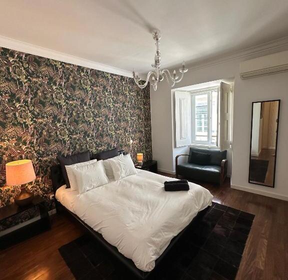 Deluxe Suite King Bed, Baixa Chiado Luxury Bedrooms
