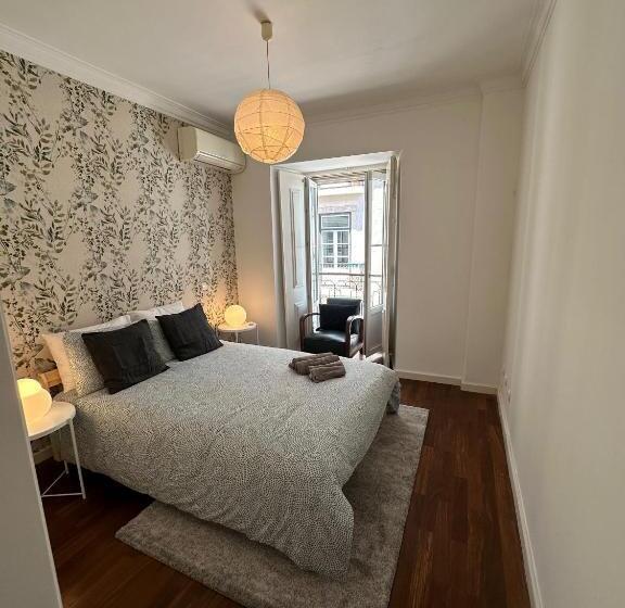 اتاق لوکس با بالکن, Baixa Chiado Luxury Bedrooms