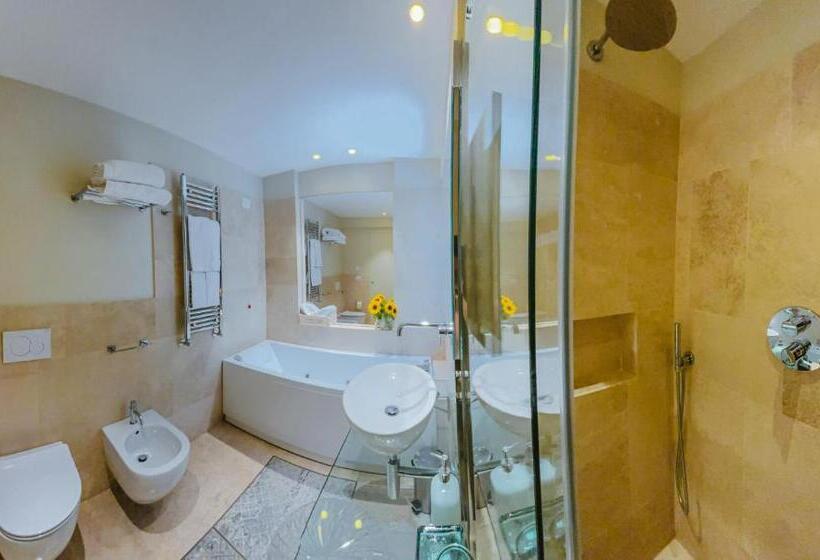 Люкс Вид на Сад, Garesio Wine Resort