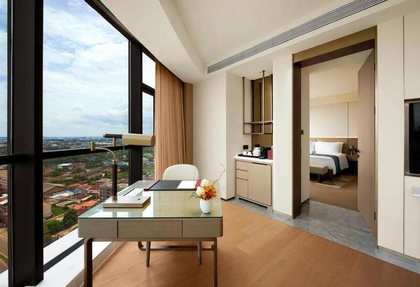 Delüks Süit, Latsavong Wanda Vista Vientiane