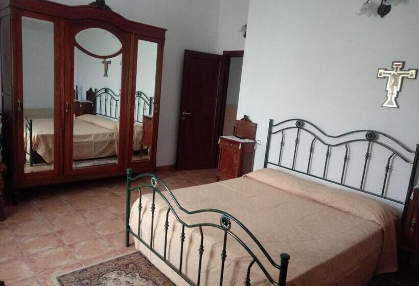 Трехместный Номер Классика, Villa Delle Rose B&b
