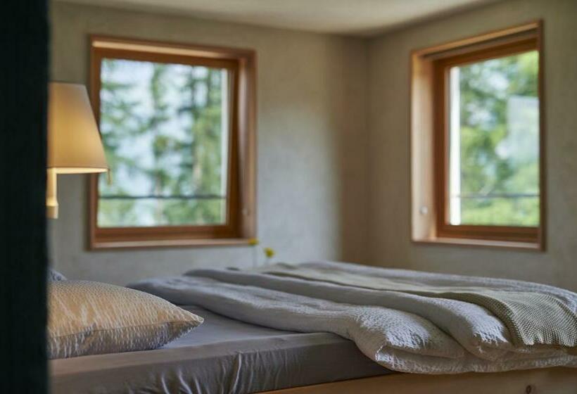 Номер Стандарт, Pension Laresch