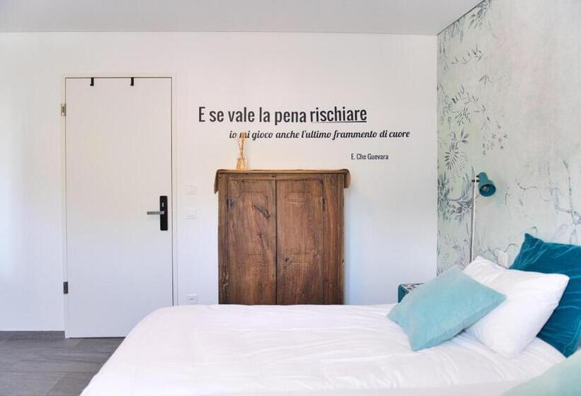 带共用浴室的标准房间, Salotto Brè   Bed & Breakfast Charming Rooms