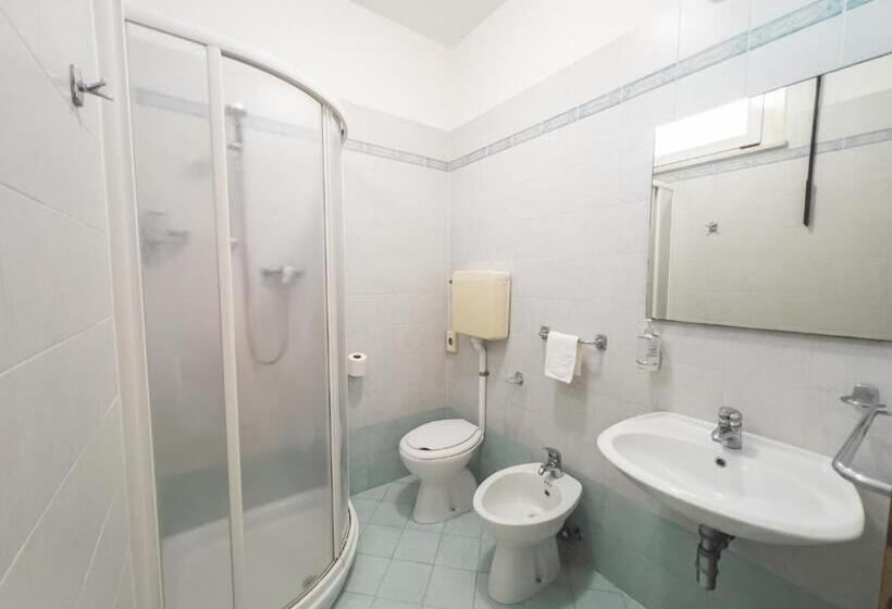 Pokój Czteroosobowy Standard, Altamarea Cesenatico