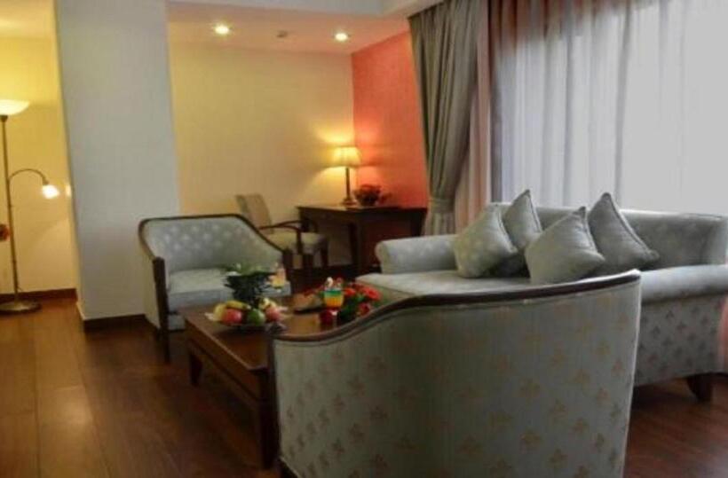 Президентский Люкс, Le Lac Sarovar Portico Ranchi