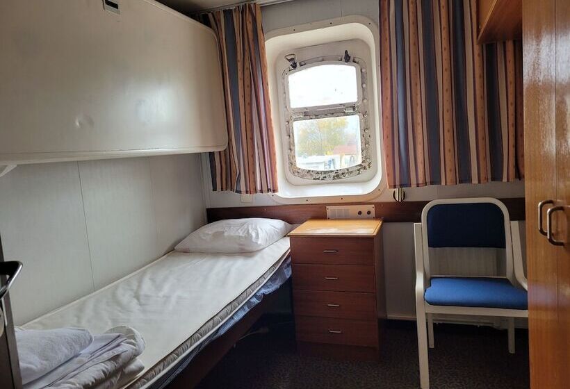 스탠다드 싱글 룸, Laivahostel S/s Bore