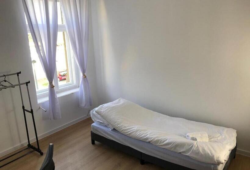 Номер Стандарт Индивидуальный, Volkshaus Hbf Wg & Serviced Apartments