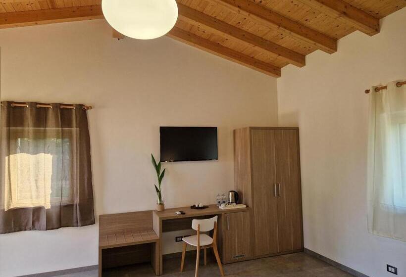 四人标准间, Agriturismo Lumia Resort