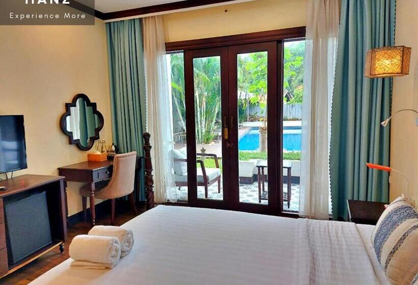 Номер Deluxe с Балконом, Sunrise Hotel Luang Prabang Mekongriver