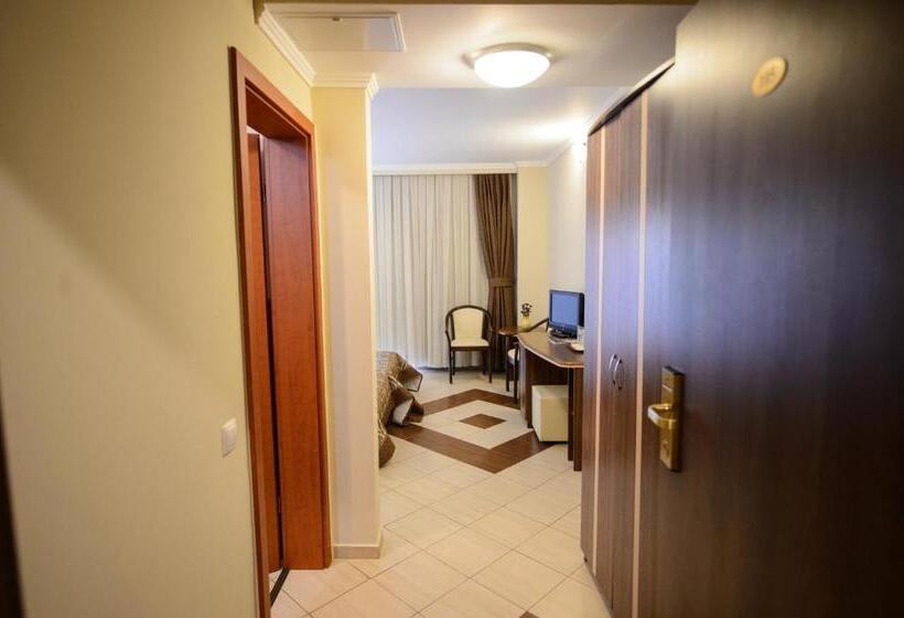 اتاق استاندارد با بالکن, Holiday Olimp