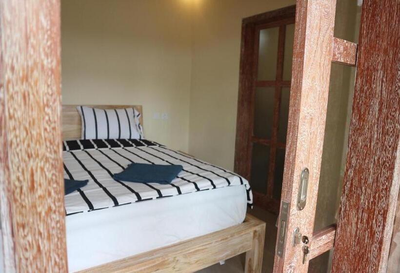 Номер Стандарт Вид на Сад, Lazy Inn Kuta Lombok