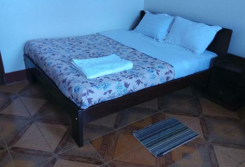 اتاق استاندارد, Lucia Villas Mbale