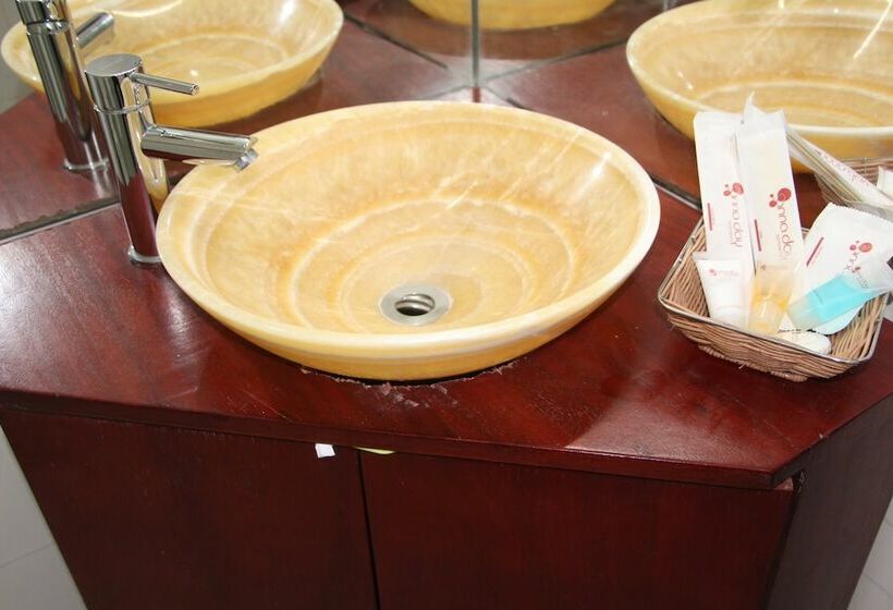 اتاق استاندارد, Eleven's Hôtel & Spa
