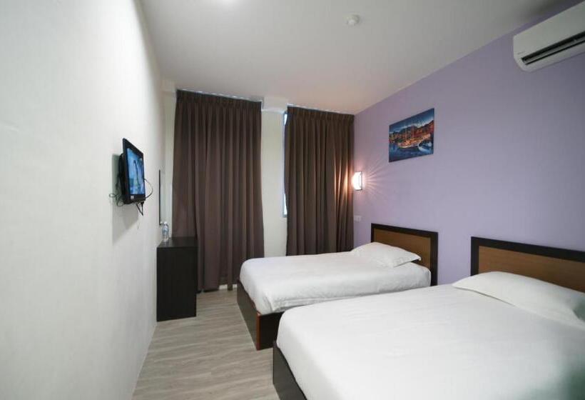 Номер Стандарт, One Point Hotel @ King Centre