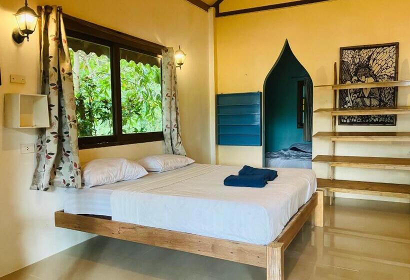 Семейное Бунгало, Heaven Beach Resort & Art