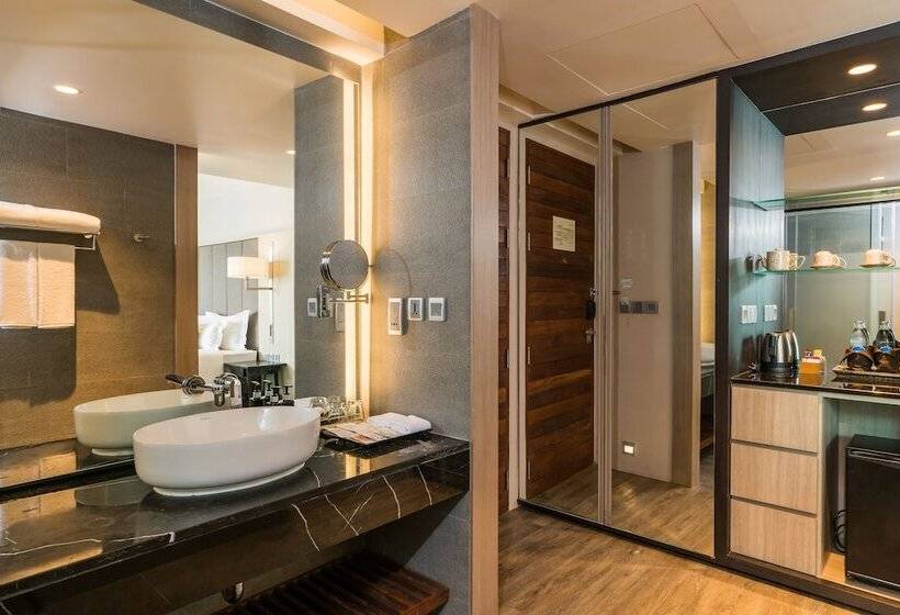 풀장 전망 디럭스 룸, My Beach Resort Phuket