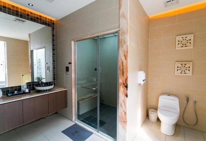 اتاق استاندارد با چشم‌انداز استخر, Zhen 13 Villa Motel