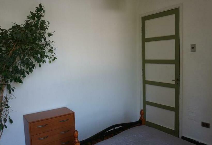 اتاق استاندارد یک تخته با سرویس بهداشتی مشترک, Ventana Sur Hostal