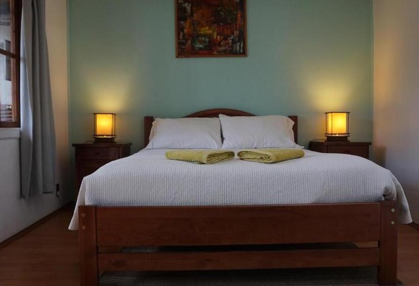 اتاق لوکس, Ventana Sur Hostal