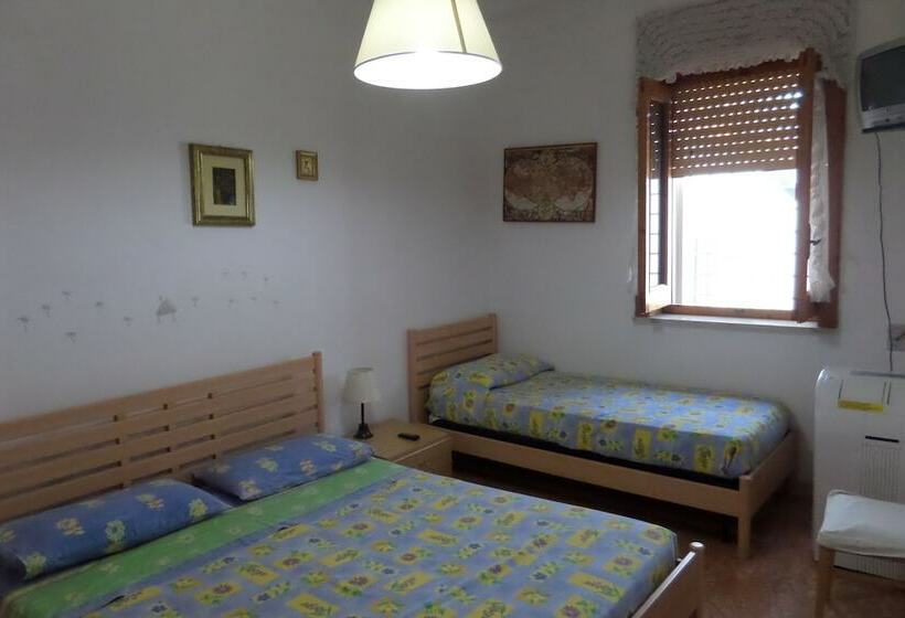 Номер Стандарт Трехместный, Villa Itaca