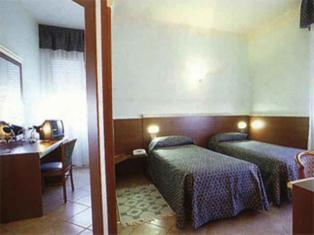اتاق استاندارد, La Maddalena