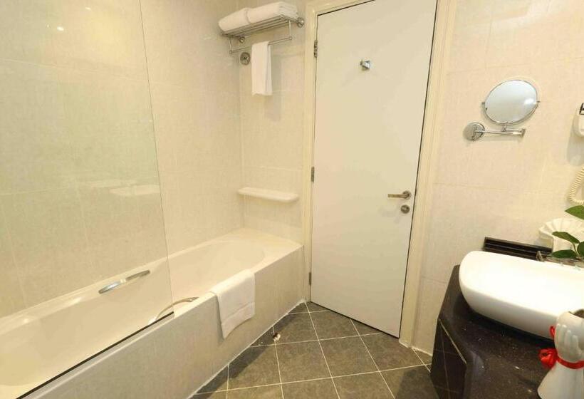 Студия Стандарт Вид на Море, Fortis Hotel Fujairah