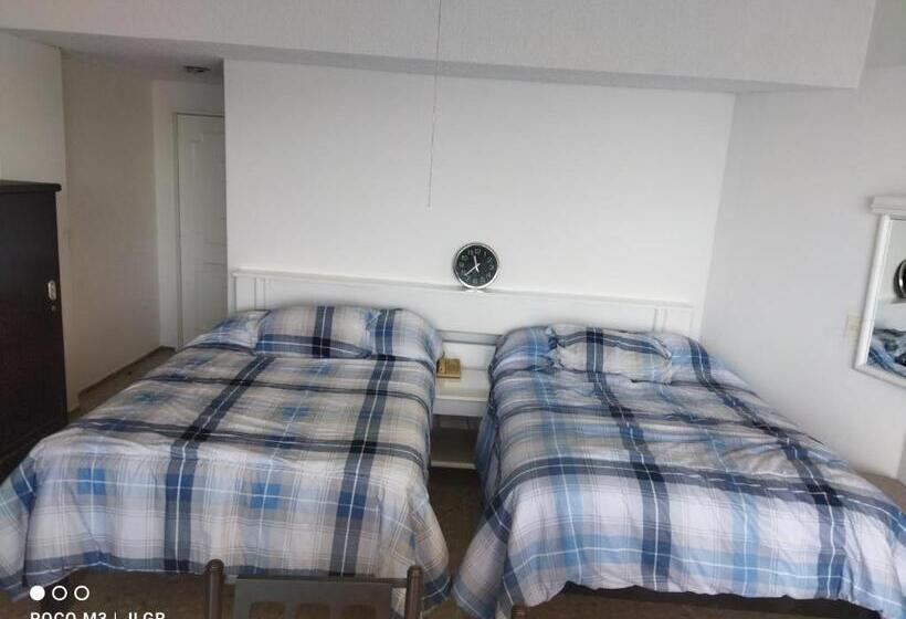 Номер Стандарт с Балконом, Playa Dorada Condominio Torres Gemelas