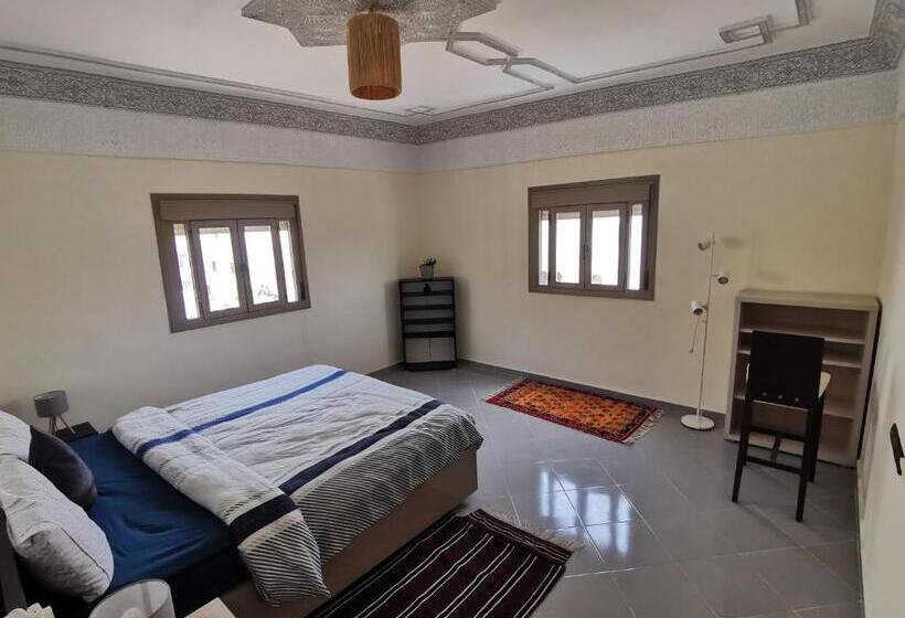 غرفة قياسية, Chez Bilal