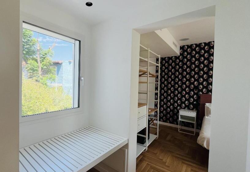 اتاق استاندارد با چشم‌انداز کوهستان, Marina Boutique Rooms