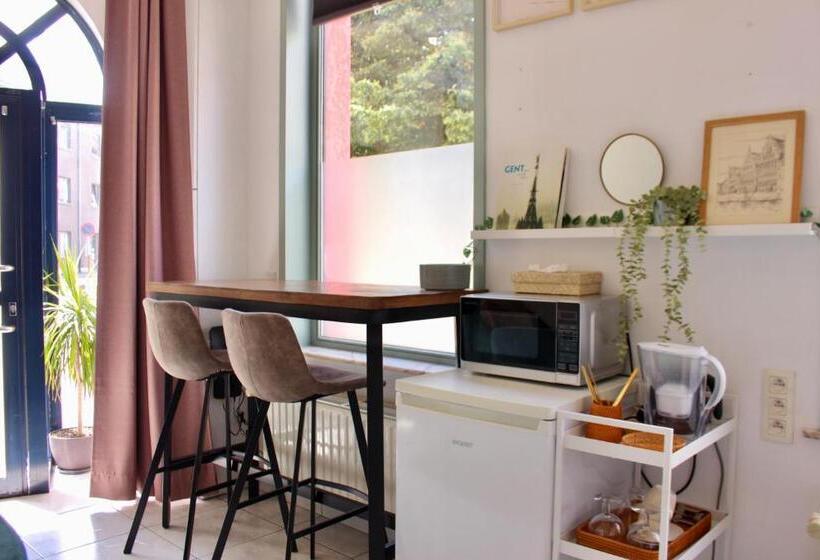 Номер Стандарт, Spacious Cozy Private Suite