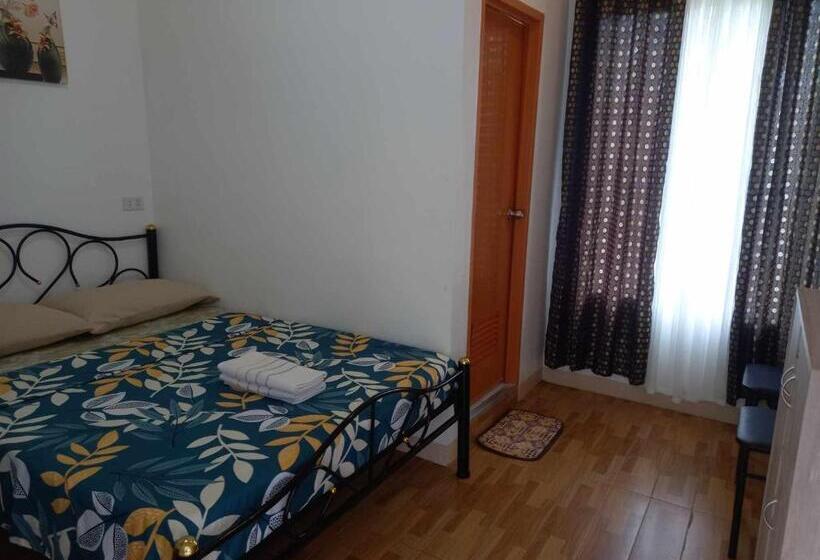 اتاق استاندارد, Carms Villa Resort