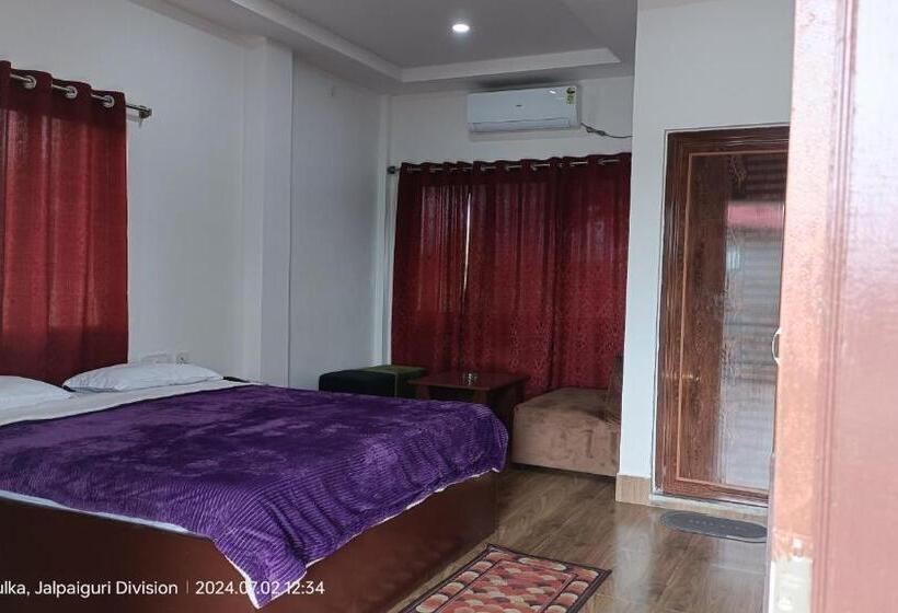 Номер Deluxe, Gangotri Resort